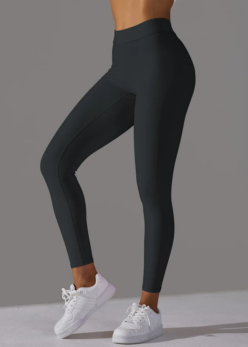 V-Cut Gym Leggings